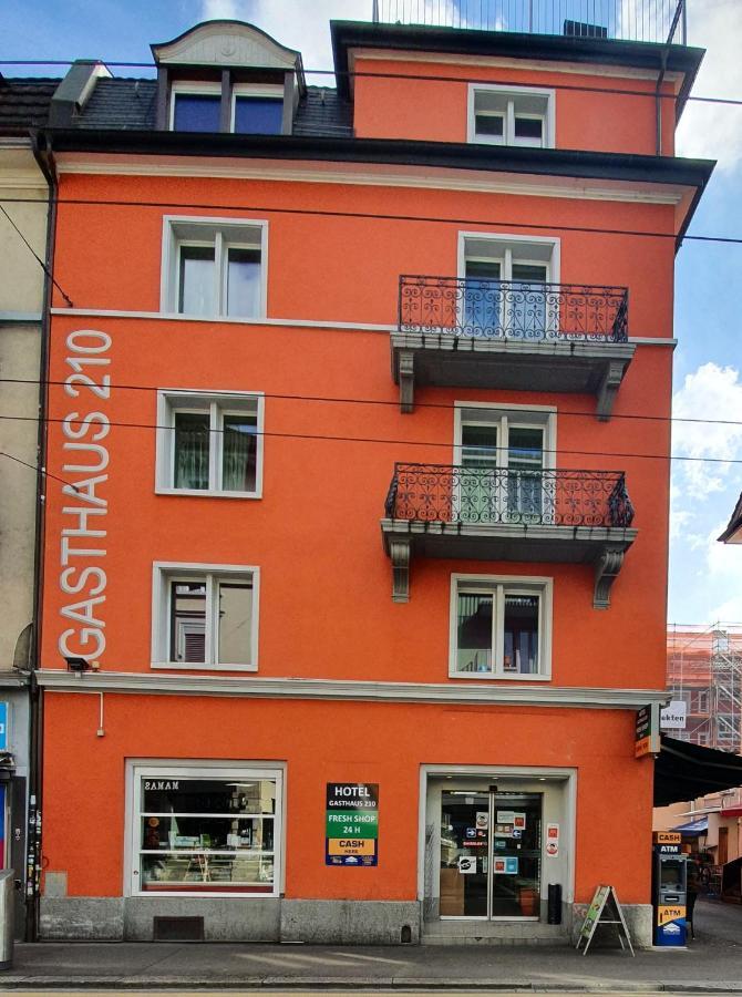 Gasthaus 210 Zurich Bagian luar foto